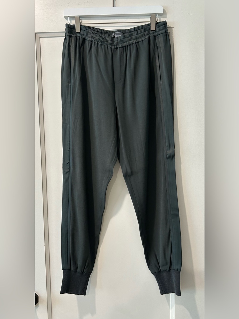 Vince Elevated Pull On Cropped Joggers -Grey Size M